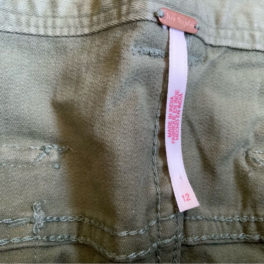 FREE PEOPLE EVERY ROSE ZIP. CARGO PANTS 12 - Picture 3 of 6